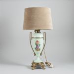 1407 7340 TABLE LAMP
